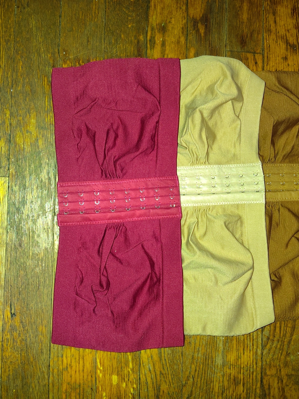 Women's stretchy Strapless bra set of 3-tan, brown and burgundy XL